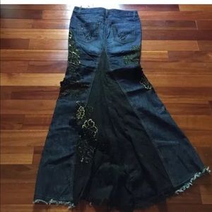 Bebe maxi mermaid skirt size 31